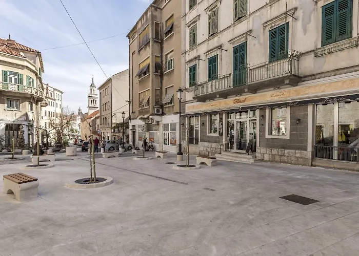 Jupiter Lux Bed and breakfast Split